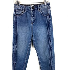urban outfitters BDG Mom Jeans 80s w29 L32 side pin tucks comfort medium wash